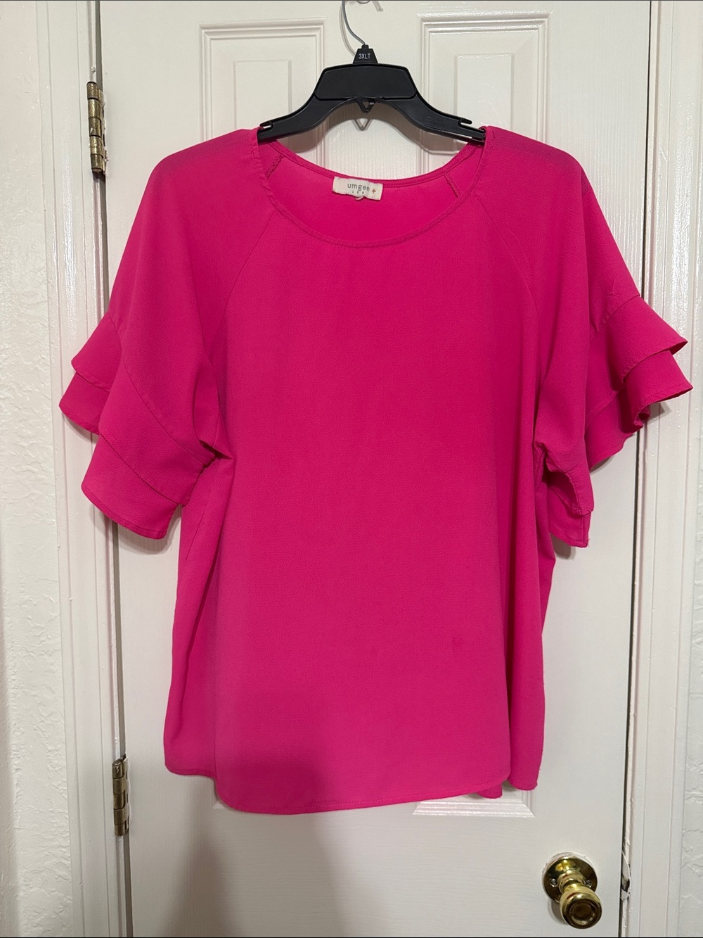 Umgee Fuchsia Ruffle Sleeve Blouse